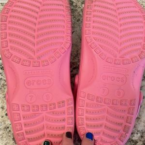 Pink crocs